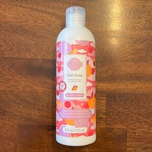 Scentsy Dish Soap in Cloudberry Dream